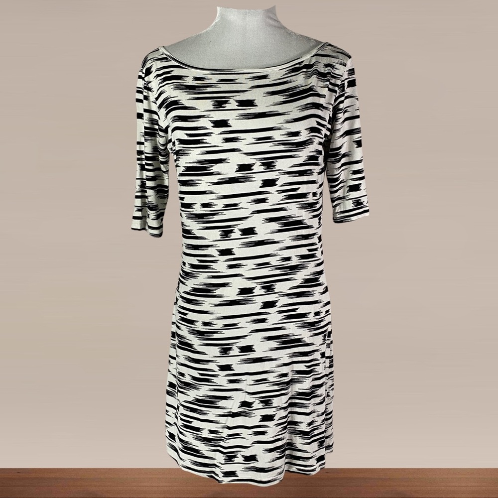 Yala Boatneck Bamboo Dress size M